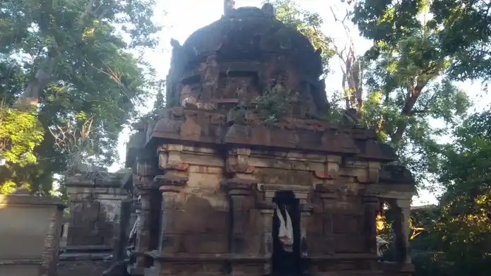 Arulmigu Aalanthurai Eswarar Temple, Kozhiyoor - 606106 அருள்மிகு ஆலந்துறை ஈஸ்வரர் திருக்கோயில், கோழியூர் - 606106, Cuddalore - Ancient Temple Architecture and History Image 3