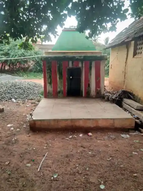 Arulmigu Aanai Karuppar Temple, Oduvanpatti - 630410 அருள்மிகு. ஆனைகருப்பர் திருக்கோயில், Oduvanpatti - 630410, Sivagangai - Ancient Temple Architecture and History Image 2