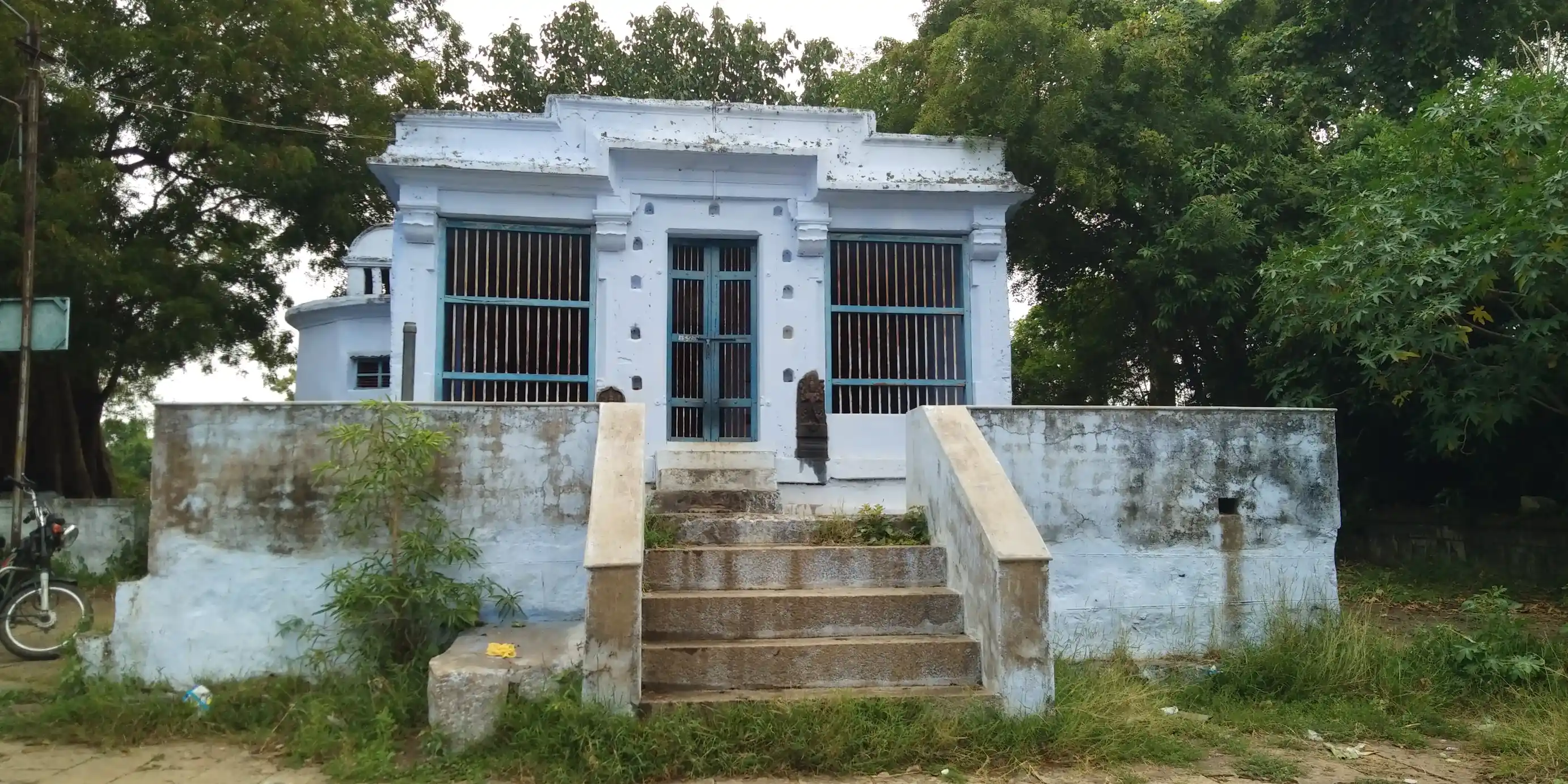 Arulmigu Aanaippaarai Vinayagar Temple, Sattupathu - 627601 அருள்மிகு ஆனைப்பாறை விநாயகர் திருக்கோயில், Sattupathu - 627601, Tirunelveli - Ancient Temple Architecture and History Image 4