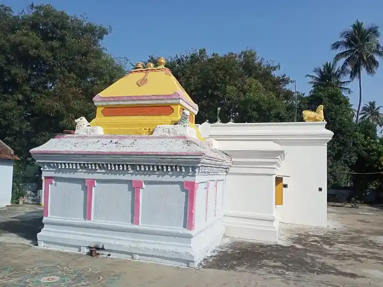 Arulmigu Aananthayeeamman Temple, Karkoodalpatty - 636202 அருள்மிகு ஆனந்தாயியம்மன் திருக்கோயில், Karkoodalpatty - 636202, Namakkal - Ancient Temple Architecture and History Image 2