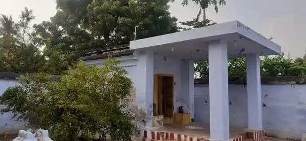 Arulmigu Aanchaneyaswamy Temple, Pugalur, Nanjaipukalur - 639113