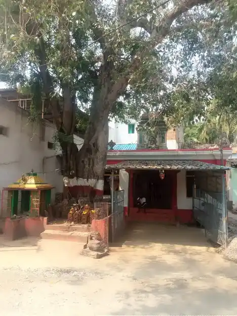 Arulmigu Aancheneeya Swamy Temple, Near Bus Stand, Kaveripatnam - 635112 அருள்மிகு ஆஞ்சநேயசாமி திருக்கோயில், பேருந்து நிலையம் அருகில், காவேரிப்பட்டிணம் - 635112, Krishnagiri - Ancient Temple Architecture and History Image 4