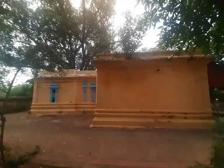 Arulmigu Aancheneyar Temple, Errahalli - 635112 அருள்மிகு ஆஞ்சநேயர் திருக்கோயில், எர்ரஹள்ளி - 635112, Krishnagiri - Ancient Temple Architecture and History Image 3