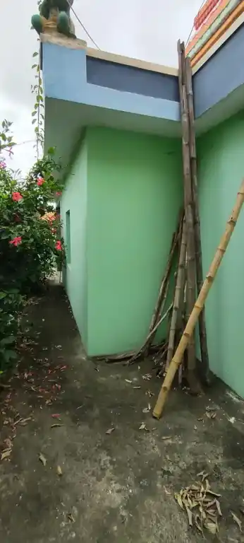 Arulmigu Aancheneyaswamy Temple, Bagalur, Mallasandiram - 635105 அருள்மிகு ஆஞ்சநேயசாமி திருக்கோயில், Bagalur, Mallasandiram - 635105, Krishnagiri - Ancient Temple Architecture and History Image 2