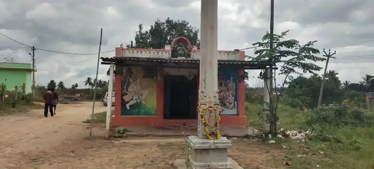 Arulmigu Aancheneyaswamy Temple, Gaanasaamanapalli - 635117 அருள்மிகு ஆஞ்சநேய சுவாமி திருக்கோயில், Gaanasaamanapalli - 635117, Krishnagiri - Ancient Temple Architecture and History Image 2