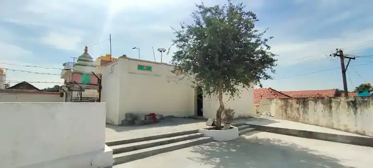 Arulmigu Aancheneyaswamy Temple, Sanamavu - 635119 Arulmigu Aancheneyaswamy Temple, Sanamavu - 635119, Krishnagiri - Ancient Temple Architecture and History Image 3