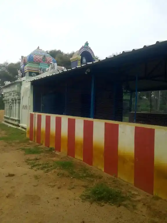Arulmigu Aanda Nayinaar Peththa Nachiyamman Temple, Ilankudi - 630702 Arulmigu Aanda Nayinaar Peththa Nachiyamman Temple, Ilankudi - 630702, Sivagangai - Ancient Temple Architecture and History Image 2