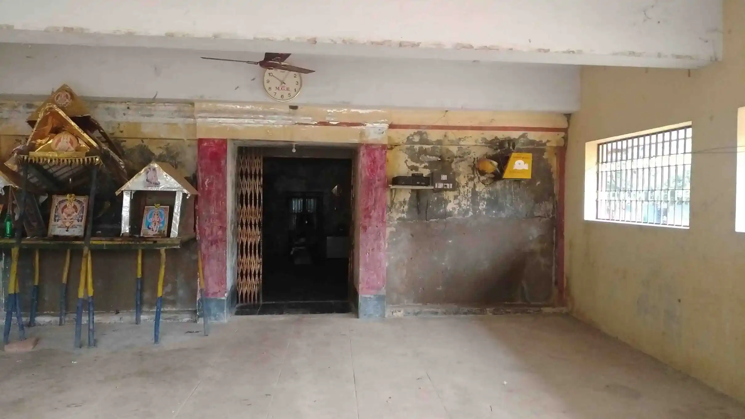 Arulmigu Aandapillaiyar Temple, Aariyapadaiveedu - 612703 அருள்மிகு ஆண்டபிள்ளையார் திருக்கோயில், Ariyapadivedi - 612703, Thanjavur - Ancient Temple Architecture and History Image 4