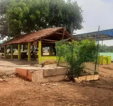 Arulmigu Aandippar Temple, Sirumaruthoor - 630410 அருள்மிகு. ஆண்டியப்பர் திருக்கோயில், Sirumaruthoor - 630410, Sivagangai - Ancient Temple Architecture and History Image 3