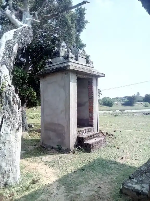 Arulmigu Aandiyappa Ayyanar Temple, Kidangivayal - 614628 அருள்மிகு ஆண்டியப்ப அய்யனார் திருக்கோயில், Kidangivayal - 614628, Pudukkottai - Ancient Temple Architecture and History Image 4