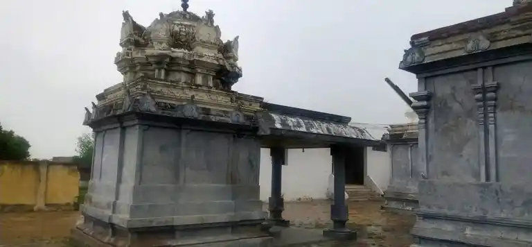 Arulmigu Aandukondeshwarar Temple, Thiruthervalai - 623401 அருள்மிகு ஆண்டுகொண்டேஸ்வரர் திருக்கோயில், Thiruthervalai - 623401, Ramanathapuram - Ancient Temple Architecture and History Image 3