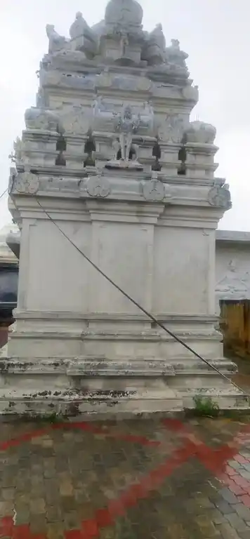 Arulmigu Aandukondeshwarar Temple, Thiruthervalai - 623401 அருள்மிகு ஆண்டுகொண்டேஸ்வரர் திருக்கோயில், Thiruthervalai - 623401, Ramanathapuram - Ancient Temple Architecture and History Image 5