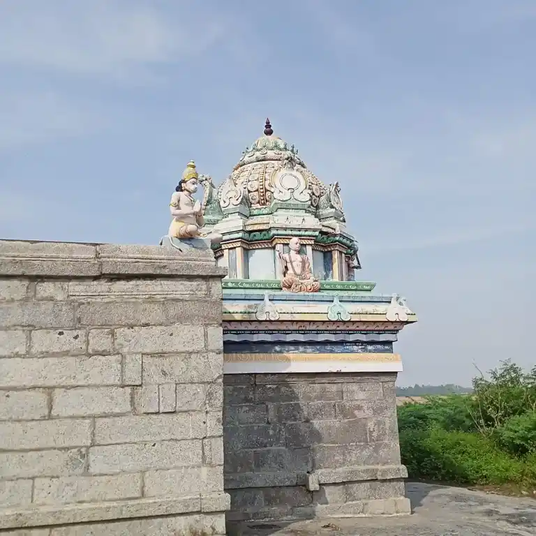 Arulmigu Aanjaneyar Temple, S.Anthili - 605752 Arulmigu Aanjaneyar Temple, சு.அந்திலி - 605752, Viluppuram - Ancient Temple Architecture and History Image 3