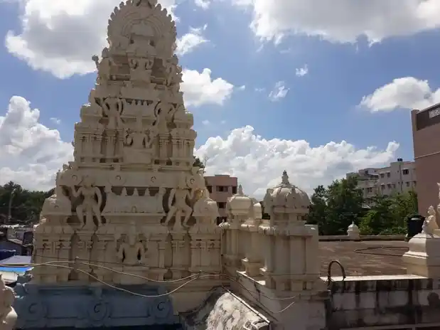Arulmigu Aanjaneyasamy Temple, Pudukkottai - 622001 அருள்மிகு ஆஞ்சநேயசுவாமி திருக்கோயில், Pudukkottai, Pudukkottai - 622001, Pudukkottai - Ancient Temple Architecture and History Image 3