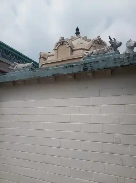 Arulmigu Aaraieyamman Temple, Solampatti - 621211 Arulmigu Aaraieyamman Temple, Solampatti - 621211, Thiruchirappalli - Ancient Temple Architecture and History Image 5