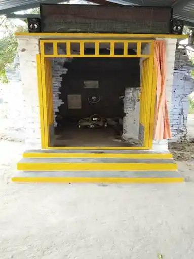 Arulmigu Aaranattusadamoorthy Vinayaker Temple, Manalur, Kannivadi - 639202 அருள்மிகு அரநாட்டு சடாமூர்த்தி விநாயகர் திருக்கோயில், Manalur, கன்னிவாடி - 639202, Tiruppur - Ancient Temple Architecture and History Image 3