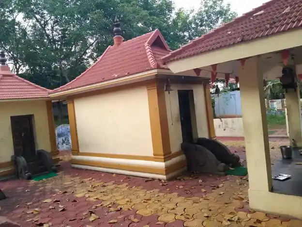 Arulmigu Aariyappan Sastha Temple, Muttaikkadu - 629161 Arulmigu Aariyappan Sastha Temple, முட்டைக்காடு - 629161, Kanyakumari - Ancient Temple Architecture and History Image 7