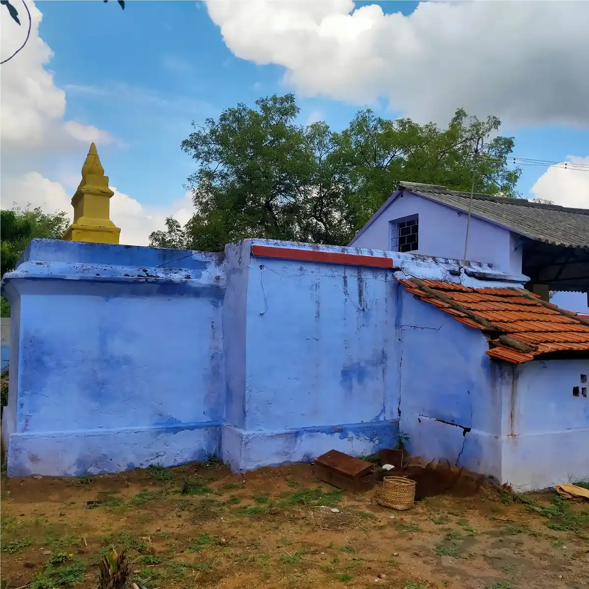 Arulmigu Aathidravidar Muppidathiamman Temple, Keesavasamudiram - 627453 அருள்மிகு ஆதிதிராவிடர் முப்பிடாதியம்மன் திருக்கோயில், கேசவசமுத்திரம் - 627453, Tirunelveli - Ancient Temple Architecture and History Image 4