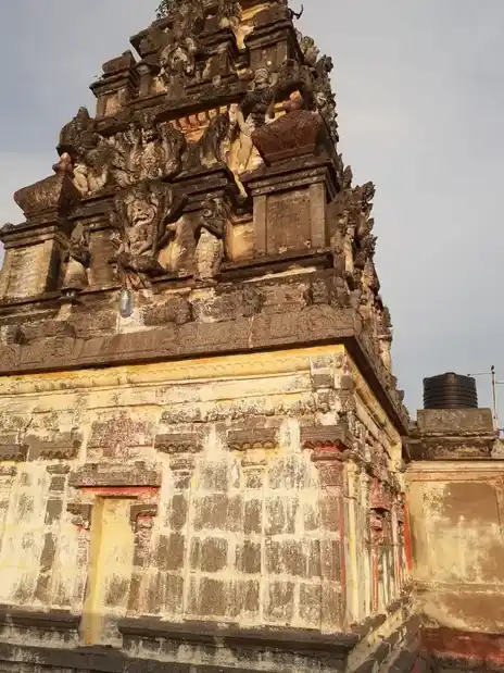 Arulmigu Aathikesavaperumal Temple, Madurapakkam - 605501 அருள்மிகு ஆதிகேசவப்பெருமாள் திருக்கோயில், மதுரப்பாக்கம் - 605501, Viluppuram - Ancient Temple Architecture and History Image 2