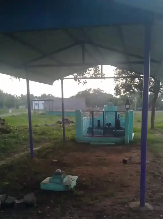 Arulmigu Aathinamilagi Ayyanar Temple, Kathirseyyanendal - 630312 .அருள்மிகு ஆதினமிளகி அய்யனார் திருக்கோயில், Kathirseyyanendal - 630312, Sivagangai - Ancient Temple Architecture and History Image 3