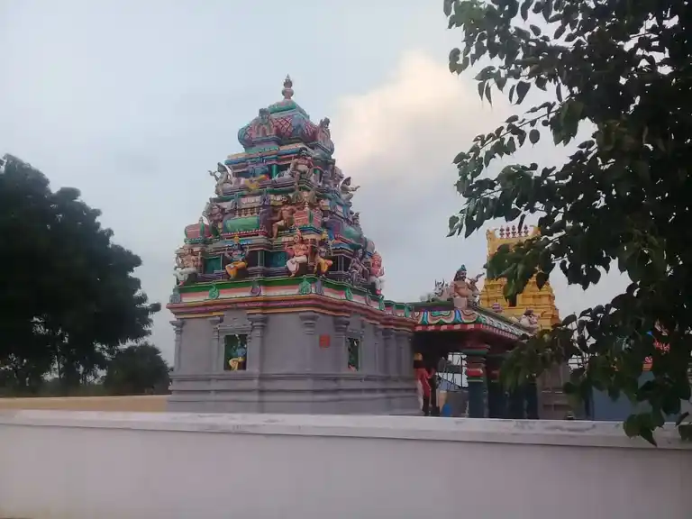 Arulmigu Aathinamilakiya Ayyanar Temple, Kurunthampattu - 630305 Arulmigu Aathinamilakiya Ayyanar Temple, Kurunthampattu - 630305, Sivagangai - Ancient Temple Architecture and History Image 4