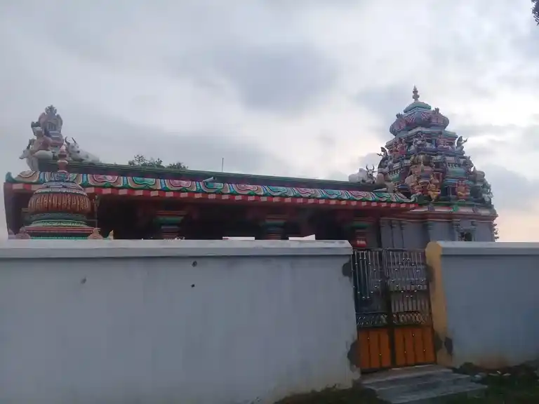 Arulmigu Aathinamilakiya Ayyanar Temple, Kurunthampattu - 630305 Arulmigu Aathinamilakiya Ayyanar Temple, Kurunthampattu - 630305, Sivagangai - Ancient Temple Architecture and History Image 5