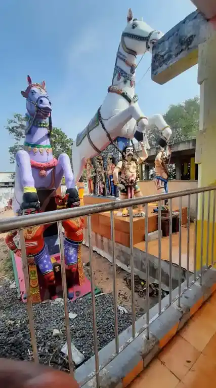 Arulmigu Aathinamilakiya Ayyanar Temple, Manthakudipatti - 630410 அருள்மிகு. ஆதினமிளகிய அய்யனார் திருக்கோயில், Manthakudipatti - 630410, Sivagangai - Ancient Temple Architecture and History Image 2