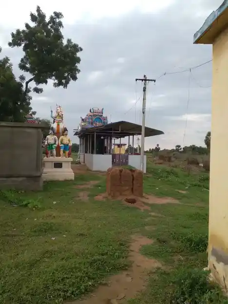 Arulmigu Aathinamudaiya Ayyanar Temple, Idaiyamelur - 630562 அருள்மிகு. ஆதினமுடைய அய்யனார் திருக்கோயில், Idaiyamelur - 630562, Sivagangai - Ancient Temple Architecture and History Image 2