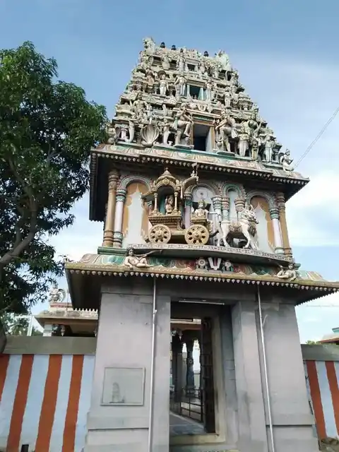 Arulmigu Aathinarayanaperumal Temple, Pariyur, Gobichettipalayam - 638476 Temple