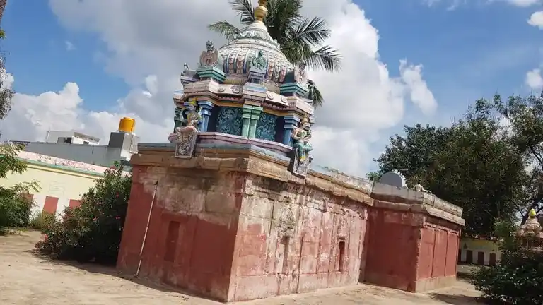 Arulmigu Aatkondaeswarar Temple, Vasudevan Pattu, Vasudevan Pattu - 606704 அருள்மிகு ஆட்கொண்டீஸ்வரர் திருக்கோயில், வாசுதேவன் பட்டு, வாசுதேவன் பட்டு - 606704, Tiruvannamalai - Ancient Temple Architecture and History Image 2
