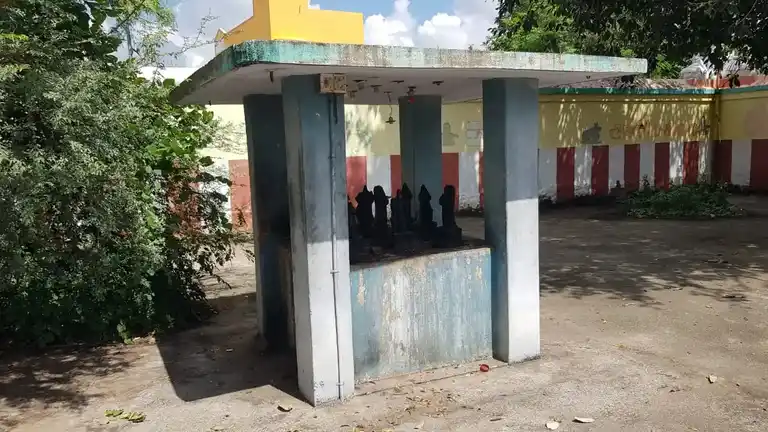 Arulmigu Aatkondaeswarar Temple, Vasudevan Pattu, Vasudevan Pattu - 606704 அருள்மிகு ஆட்கொண்டீஸ்வரர் திருக்கோயில், வாசுதேவன் பட்டு, வாசுதேவன் பட்டு - 606704, Tiruvannamalai - Ancient Temple Architecture and History Image 5