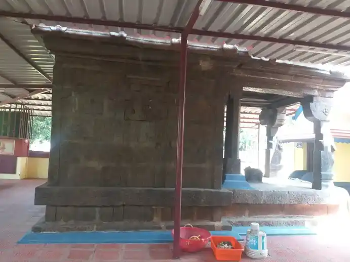 Arulmigu Aattrinkarai Padmanabhaswamy Temple, Aatrinkarai, Manavalakurichi - 629175 Arulmigu Aattrinkarai Padmanabhaswamy Temple, Aatrinkarai, Manavalakurichi - 629175, Kanyakumari - Ancient Temple Architecture and History Image 4