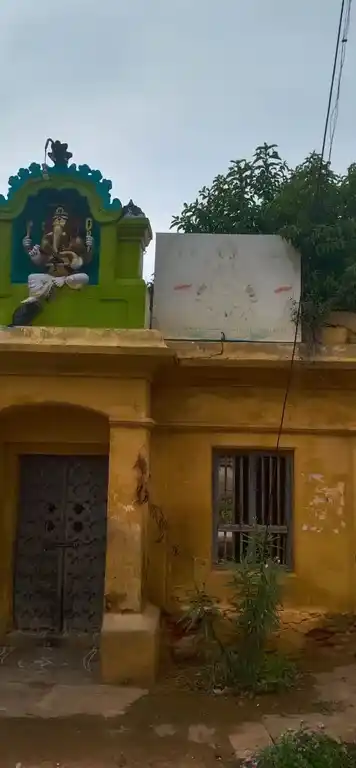 Arulmigu Aavanipillaiyar Temple, Kattuputhur - 621207 அருள்மிகு ஆவணிப்பிள்ளையார் திருக்கோயில், Kattuputhur - 621207, Thiruchirappalli - Ancient Temple Architecture and History Image 6