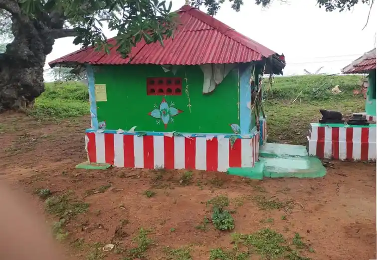Arulmigu Aavudai Vinayagar Temple, Manthakudipatti - 630410 அருள்மிகு. ஆவுடை விநாயகர் திருக்கோயில், மாந்த குடிப்பட்டி, Manthakudipatti - 630410, Sivagangai - Ancient Temple Architecture and History Image 4