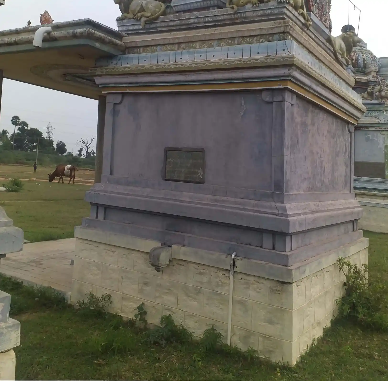 Arulmigu Aavudaiya Vinayagar Temple, Padaminchi - 630410 Arulmigu Aavudaiya Vinayagar Temple, Padaminchi - 630410, Sivagangai - Ancient Temple Architecture and History Image 2