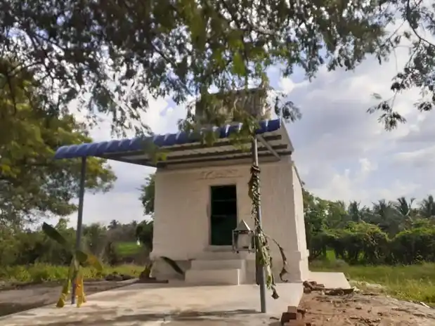 Arulmigu Aayeamman Temple, Kottai Mettupudur - 638104 அருள்மிகு ஆயிஅம்மன் திருக்கோயில், Kottai Mettupudur - 638104, Erode - Ancient Temple Architecture and History Image 4