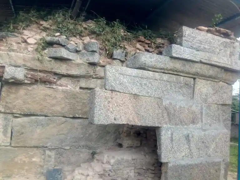 Arulmigu Aazhagiyanadhar Temple, Kedaar - 605402 அருள்மிகு அழகியநாதர் திருக்கோயில், Kedaar - 605402, Viluppuram - Ancient Temple Architecture and History Image 4