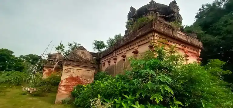 Arulmigu Abath Sagayeswarar Temple, Kongarayanaloor - 609503 Arulmigu Abath Sagayeswarar Temple, Kongarayanaloor - 609503, Nagapattinam - Ancient Temple Architecture and History Image 2