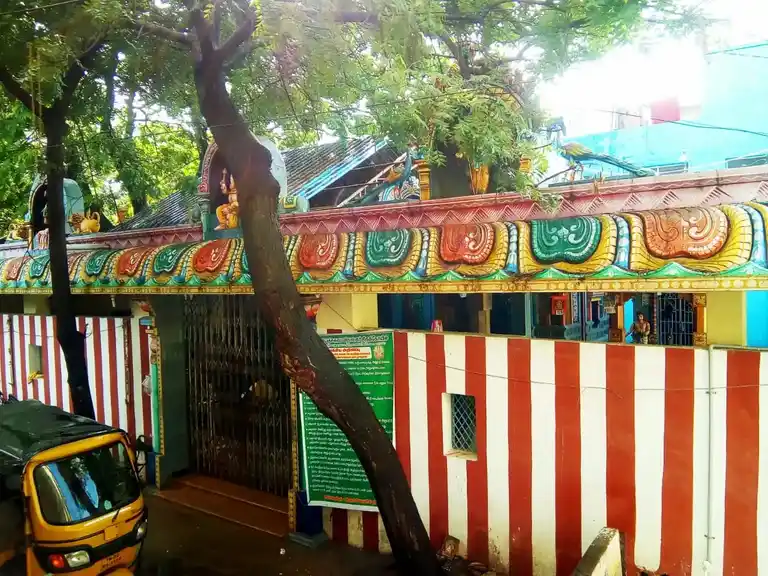 Arulmigu Abathsagayavinayagar Temple, Villivakkam, Chennai - 600049 அருள்மிகு ஆபத்சகாய விநாயகர் திருக்கோயில், வில்லிவாக்கம், சென்னை - 600049, Chennai - Ancient Temple Architecture and History Image 2