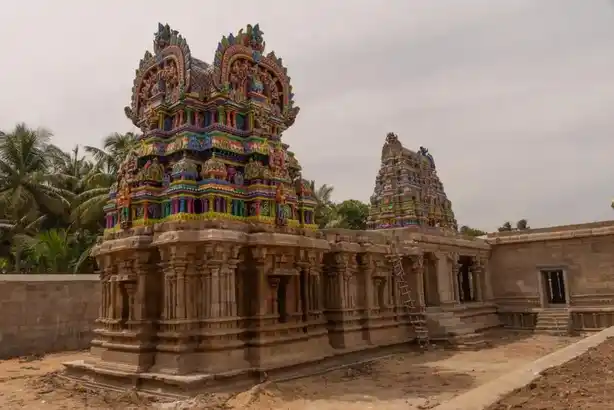 Arulmigu Abathsagayeswarar Temple, Thukkachi, Nachiyarkoil - 612602 அருள்மிகு ஆபத்சகாயேஸ்வரர் திருக்கோயில், துக்காச்சி, நாச்சியார் கோயில் - 612602, Thanjavur - Ancient Temple Architecture and History Image 2