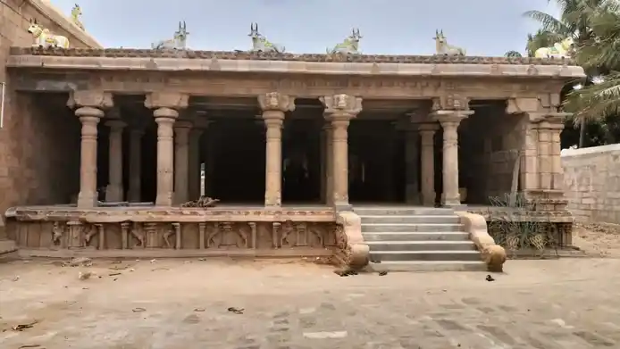 Arulmigu Abathsagayeswarar Temple, Thukkachi, Nachiyarkoil - 612602 அருள்மிகு ஆபத்சகாயேஸ்வரர் திருக்கோயில், துக்காச்சி, நாச்சியார் கோயில் - 612602, Thanjavur - Ancient Temple Architecture and History Image 3