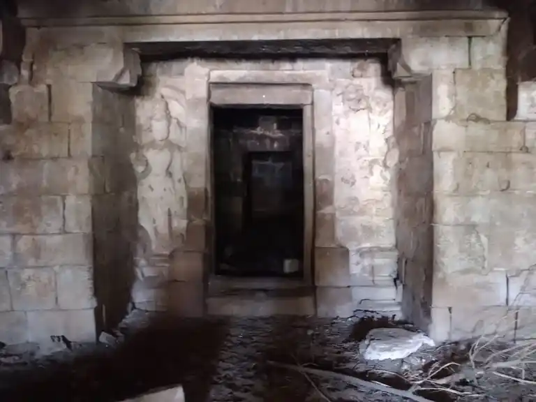 Arulmigu Abathsagayeswarar Vagayara Temple, Kovilpathu - 613602 Temple