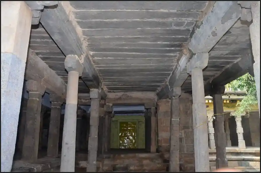 Arulmigu Abathsakaeswara Temple, Thirupazhanam - 613204 அருள்மிகு ஆபத்சகாயேஸ்வர சுவாமி திருக்கோயில், Thirupazhanam - 613204, Thanjavur - Ancient Temple Architecture and History Image 5