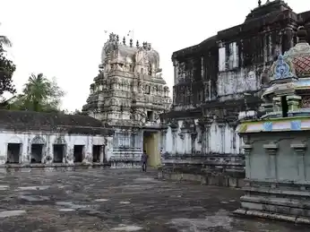 Arulmigu Abimukthiswarar And Vaikundanarayanapermal Temple, Thiruperuvelur - 610104 அருள்மிகு அபிமுக்தீஸ்வரர் மற்றும் வைகுண்டநாராயணப் பெருமாள் திருக்கோயில், திருப்பெருவேளூர் - 610104, Thiruvarur - Ancient Temple Architecture and History Image 4