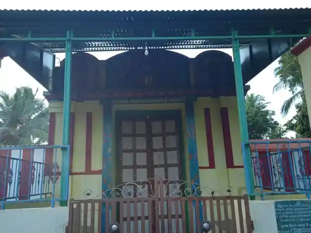 Arulmigu Abistavaratharajaperumal Temple, Titanymuttam - 613703 அருள்மிகு அபிஸ்ட வரதராஜப்பெருமாள் திருக்கோயில், Titanymuttam - 613703, Thiruvarur - Ancient Temple Architecture and History Image 4