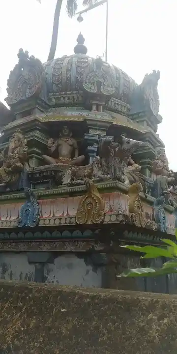 Arulmigu Achamthirthavinayagar Temple, Pulavanallur - 610104 அருள்மிகு அச்சம்தீர்த்தவினாயகர் திருக்கோயில், Pulavanallur, Pulavanallur - 610104, Thiruvarur - Ancient Temple Architecture and History Image 2