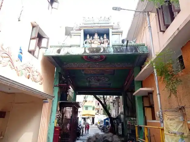 Arulmigu Achiyamman Makamayiamman Temple, T.Nagar, Chennai - 600017 அருள்மிகு ஆச்சியம்மன், மகமாயி அம்மன் திருக்கோயில், தி.நகர், சென்னை - 600017, Chennai - Ancient Temple Architecture and History Image 2