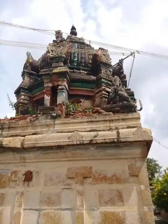Arulmigu Adaikalam Kaththa Ayyanar Temple, Arainmanaipatti - 625020 Temple