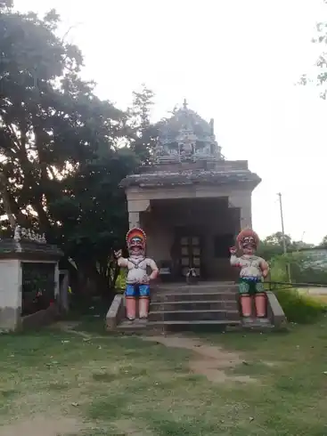 Arulmigu Adaikalam Kaththa Ayyanar Temple, Keelapattamankalam - 630204 அருள்மிகு. அடைக்கலம் காத்த அய்யனார் திருக்கோயில், Keelapattamankalam - 630204, Sivagangai - Ancient Temple Architecture and History Image 4