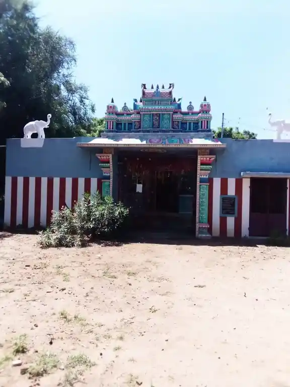 Arulmigu Adaikalamkatha Ayyanar Temple, Thirubuvanam - 614205 அருள்மிகு அடைக்கலம்காத்த அய்யனார் திருக்கோயில், Thirubuvanam - 614205, Thanjavur - Ancient Temple Architecture and History Image 3